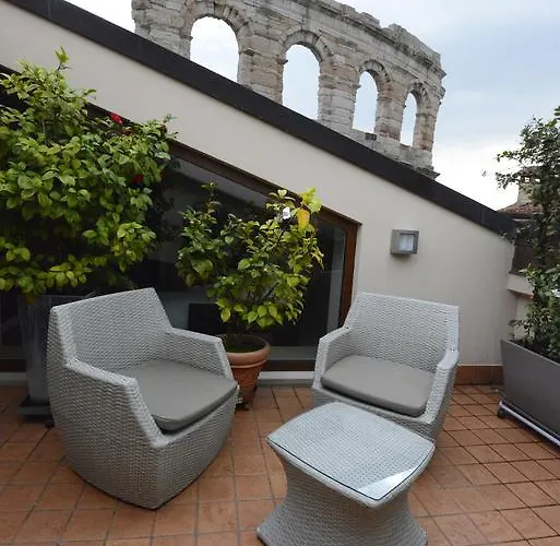 Διαμέρισμα La Terrazza Sull'arena Βερόνα