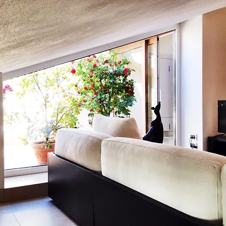 La Terrazza Sull'arena Apartment *